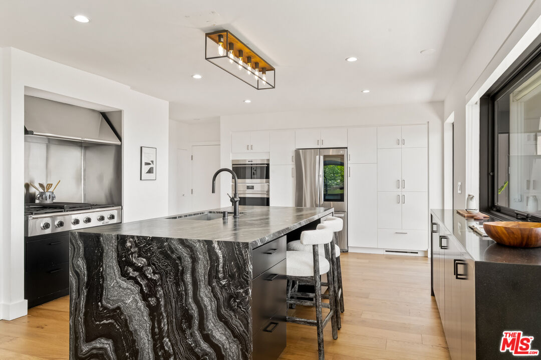 MLS #25552985 image #24