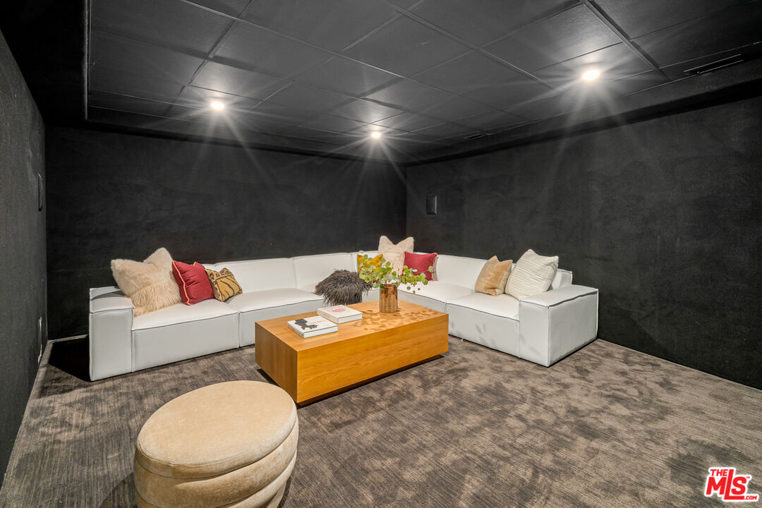 MLS #25552985 image #29