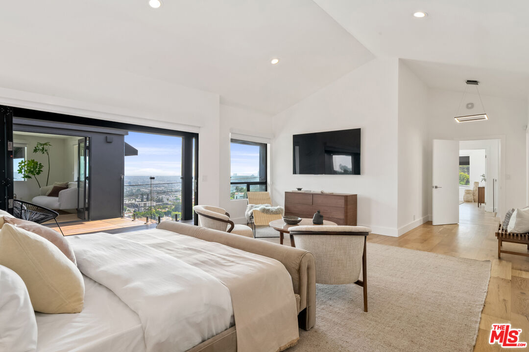 MLS #25552985 image #35