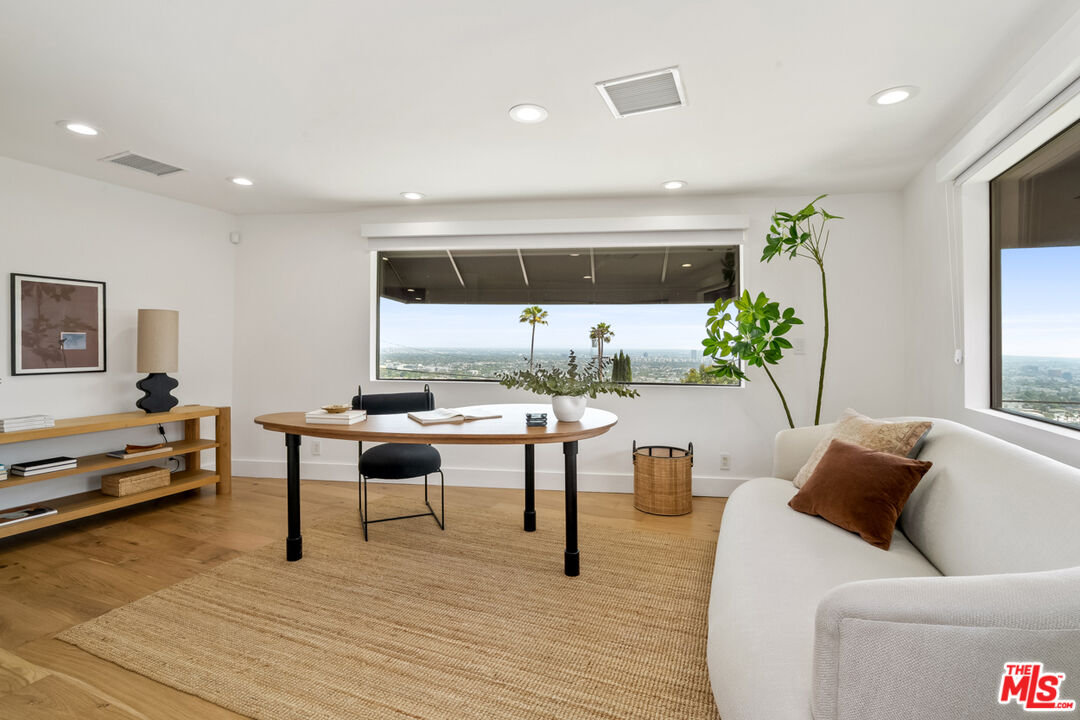 MLS #25552985 image #41