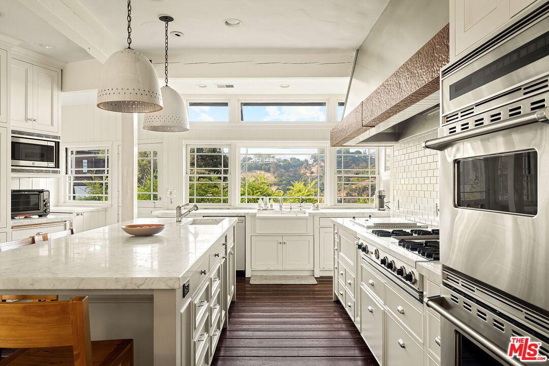 MLS #25552997 image #9