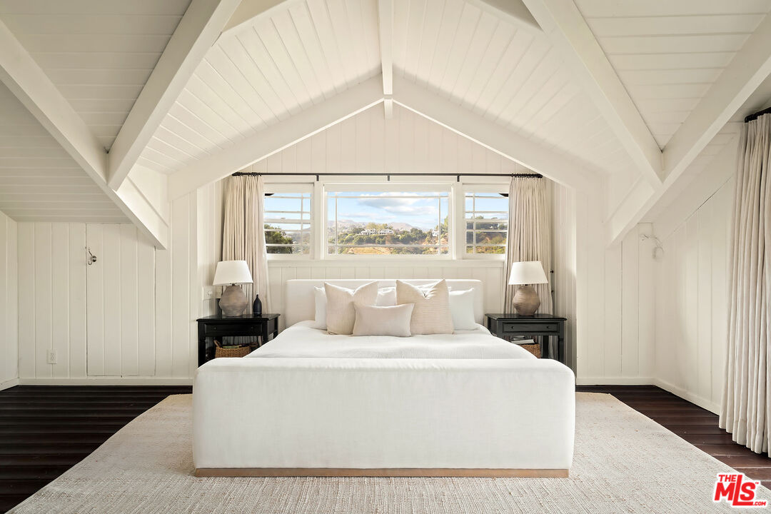 MLS #25552997 image #14