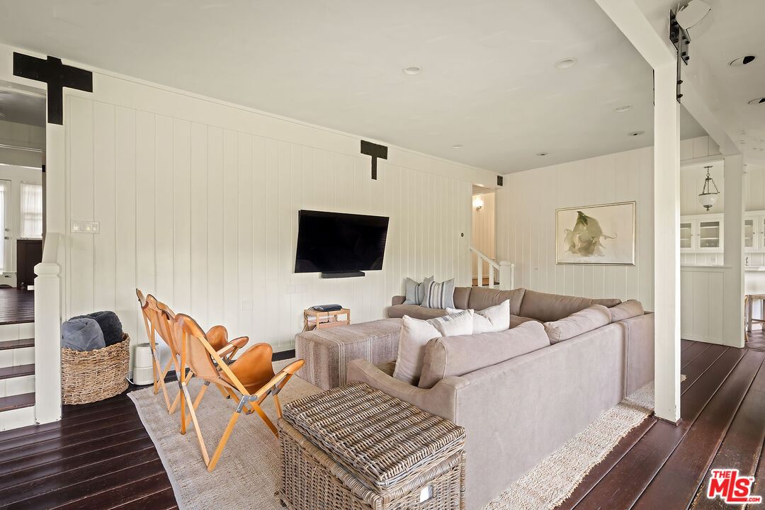 MLS #25552997 image #19