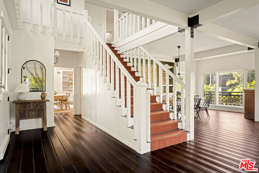 MLS #25552997 image #2