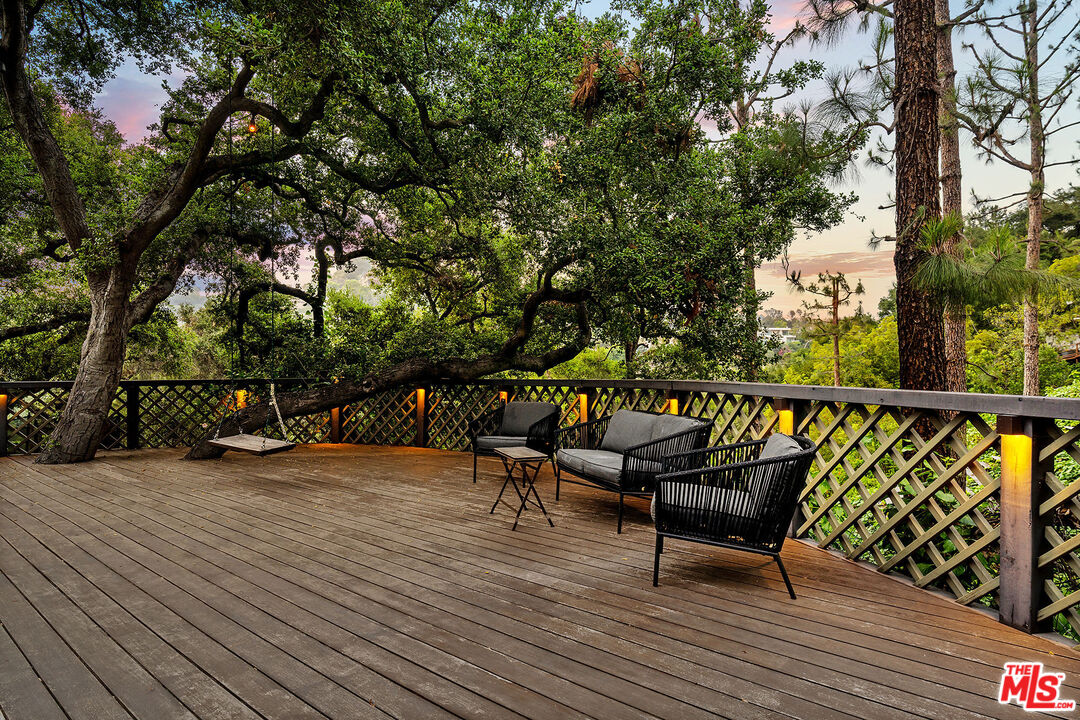 MLS #25552997 image #29