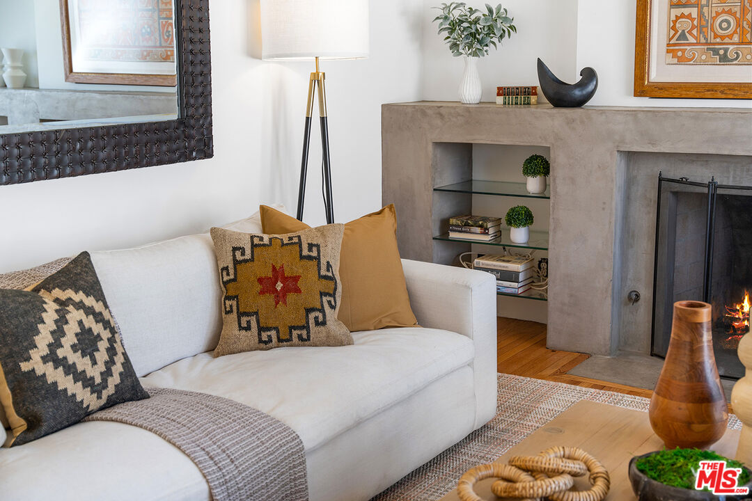 MLS #25553001 image #9