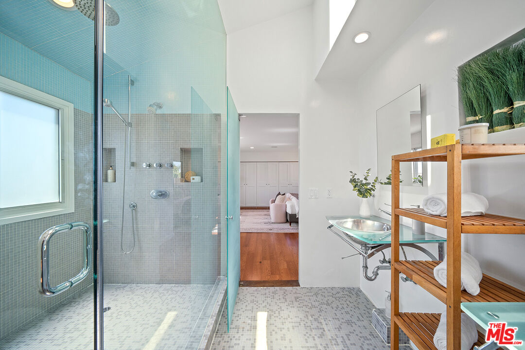 MLS #25553001 image #56