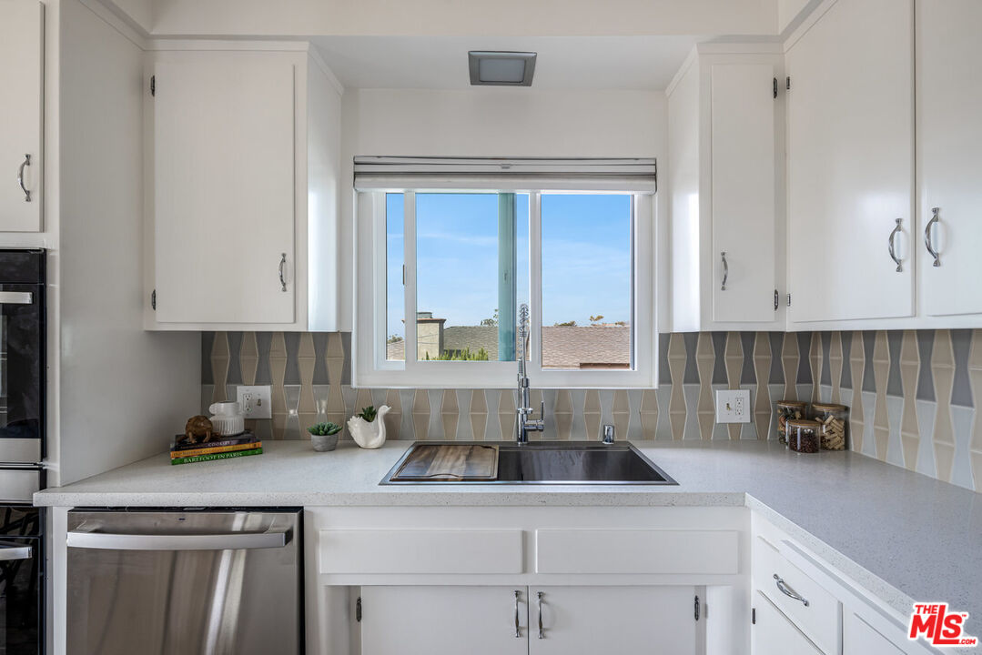 MLS #25553127 image #12