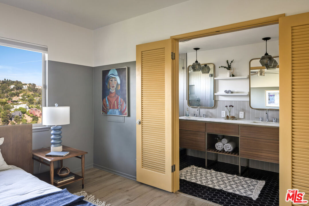 MLS #25553127 image #16