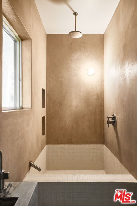 MLS #25553205 image #14