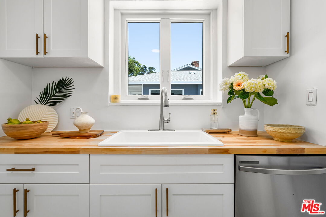 MLS #25553483 image #16