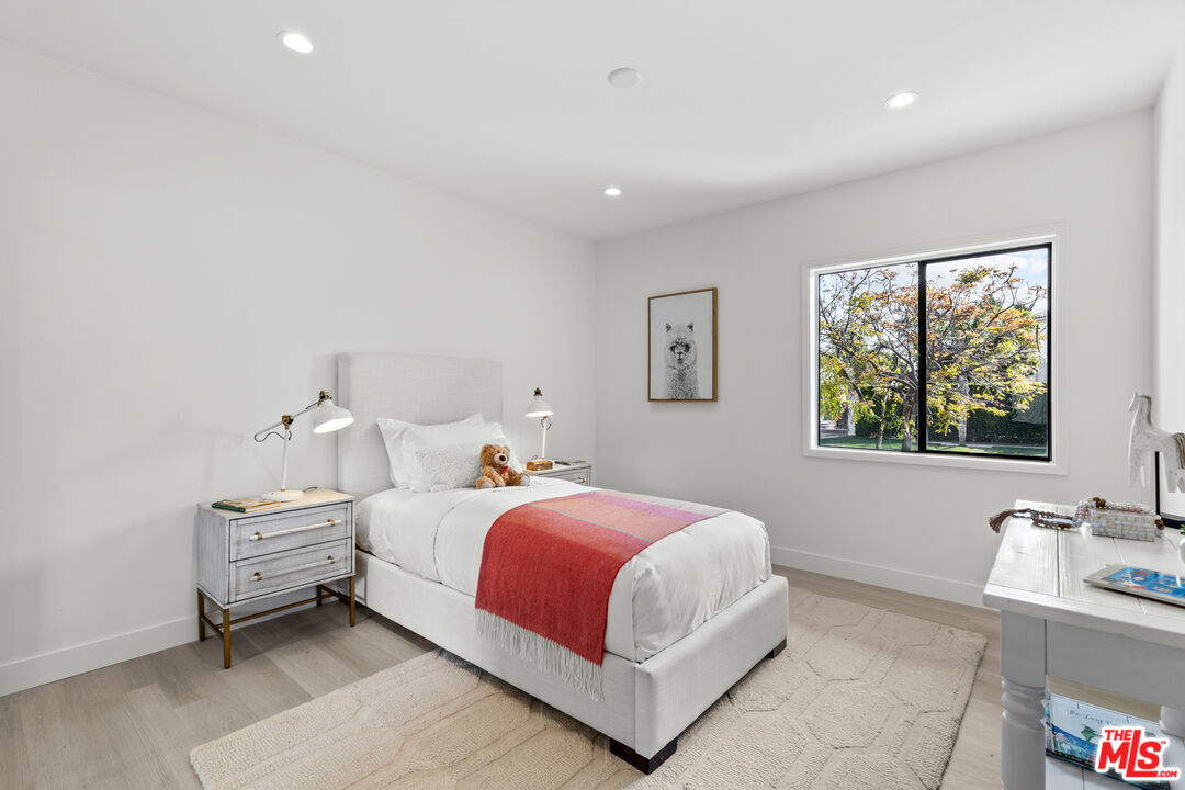 MLS #25554047 image #13