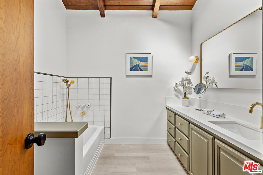 MLS #25554047 image #14