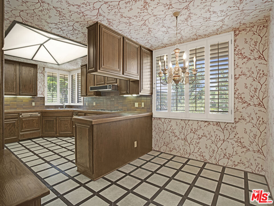 MLS #25554149 image #13