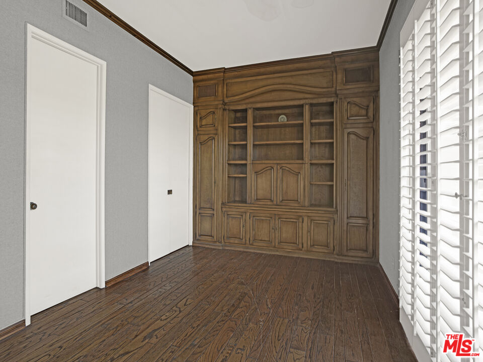 MLS #25554149 image #17