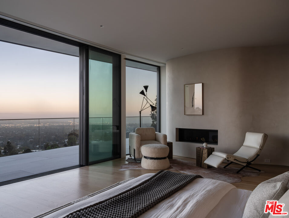 MLS #25554411 image #11