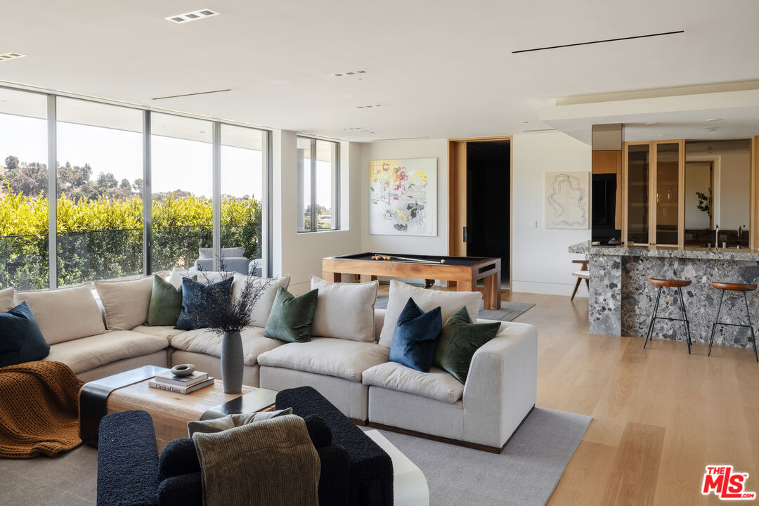 MLS #25554411 image #16