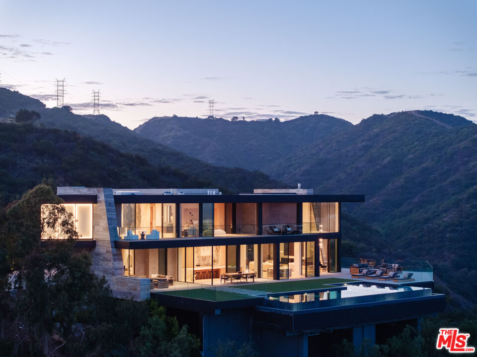 MLS #25554411 image #21