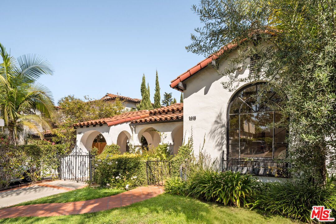 MLS #25554477 image #2