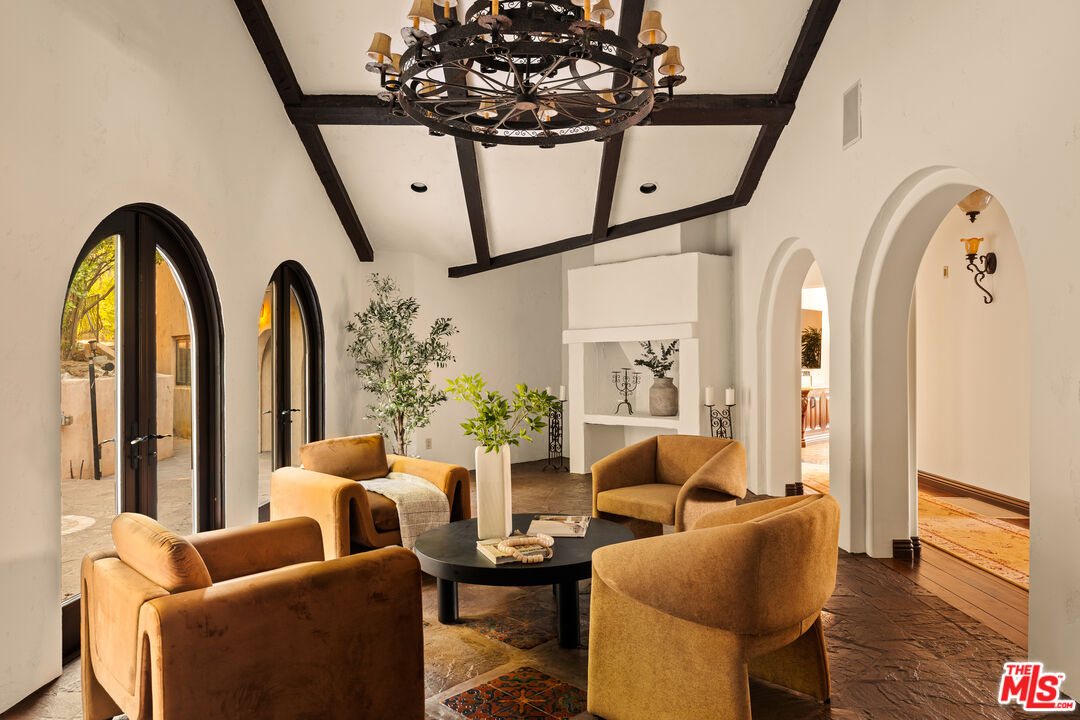 MLS #25554591 image #10