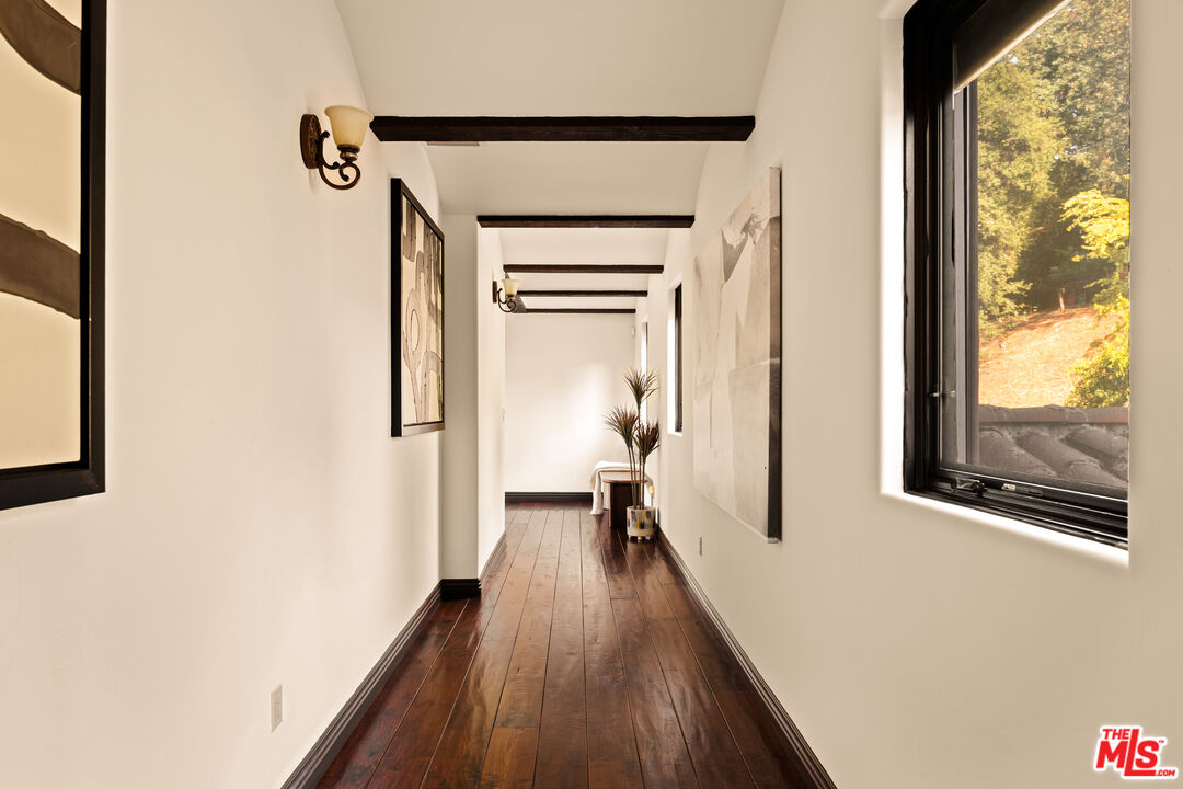 MLS #25554591 image #22