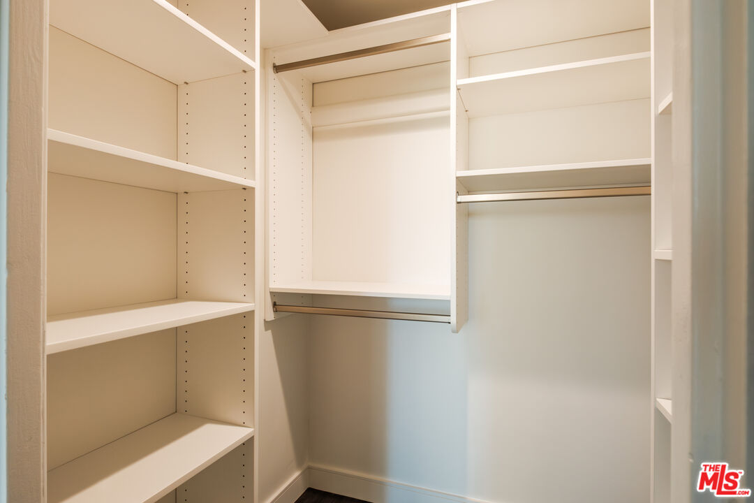 MLS #25554671 image #8