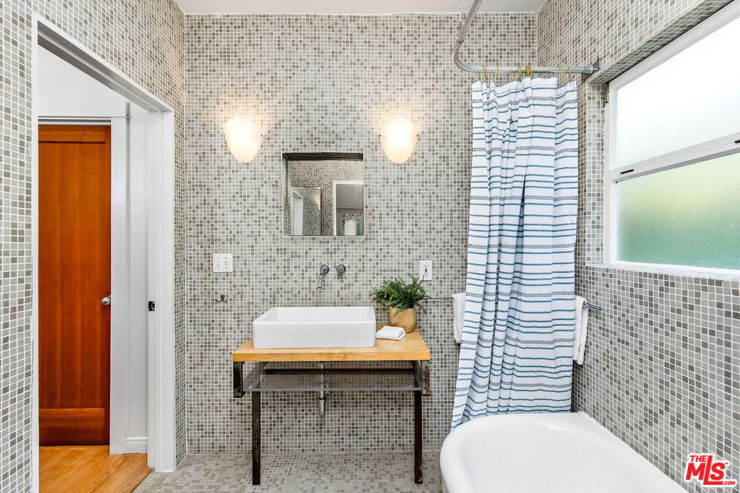 MLS #25554801 image #9