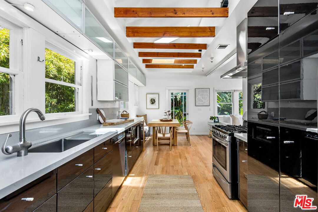 MLS #25554801 image #16