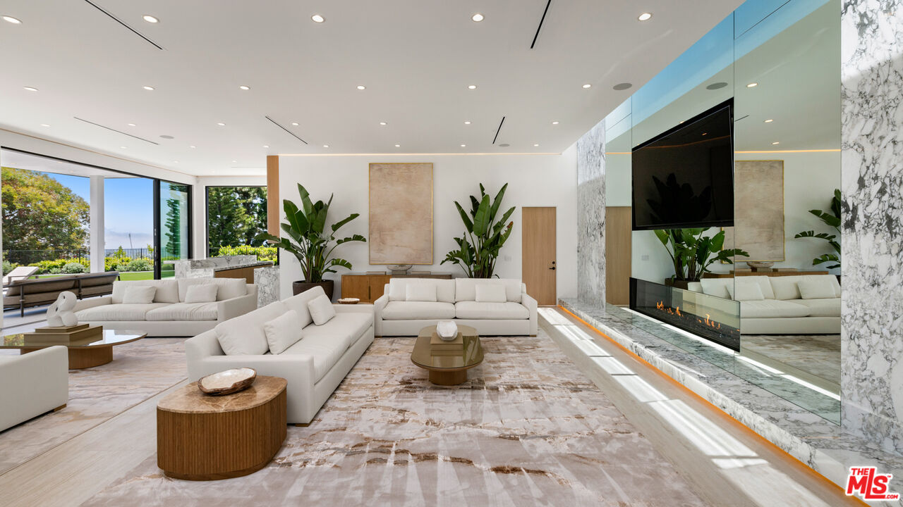 MLS #25554877 image #22