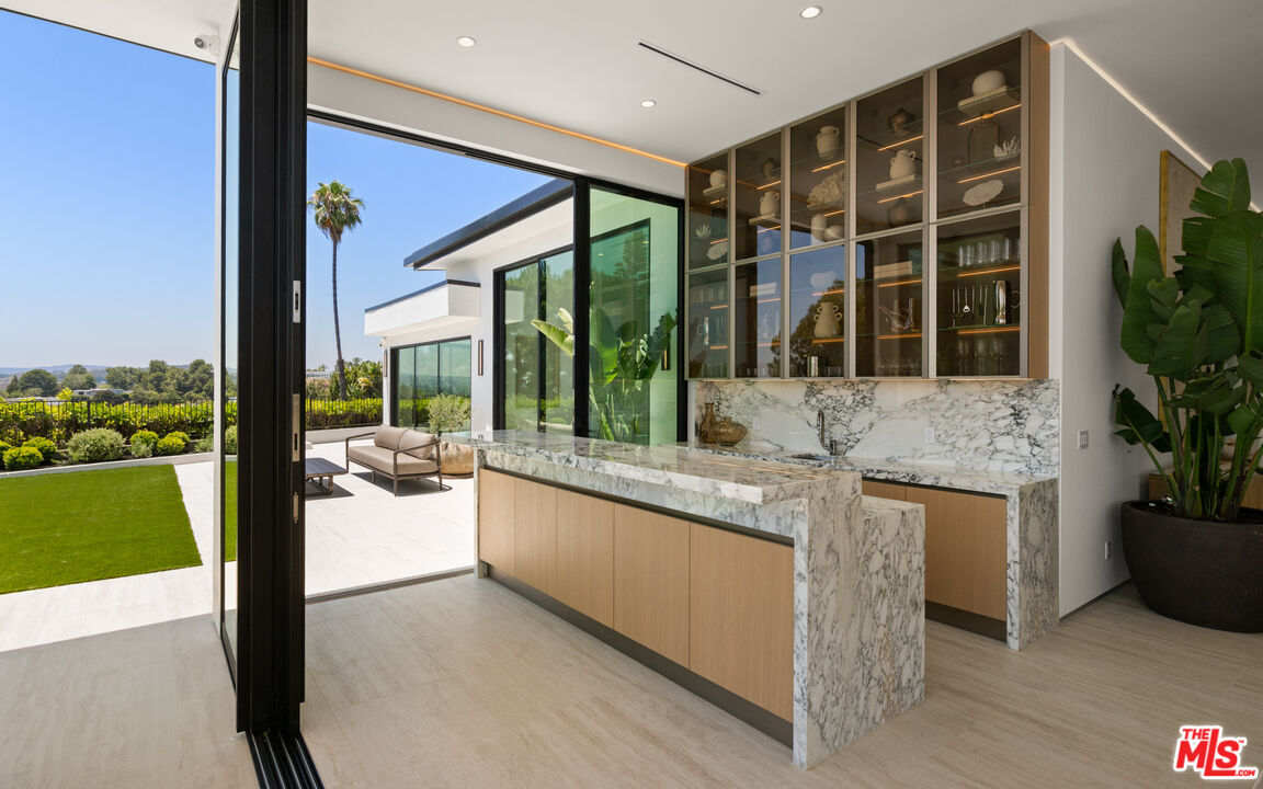 MLS #25554877 image #27