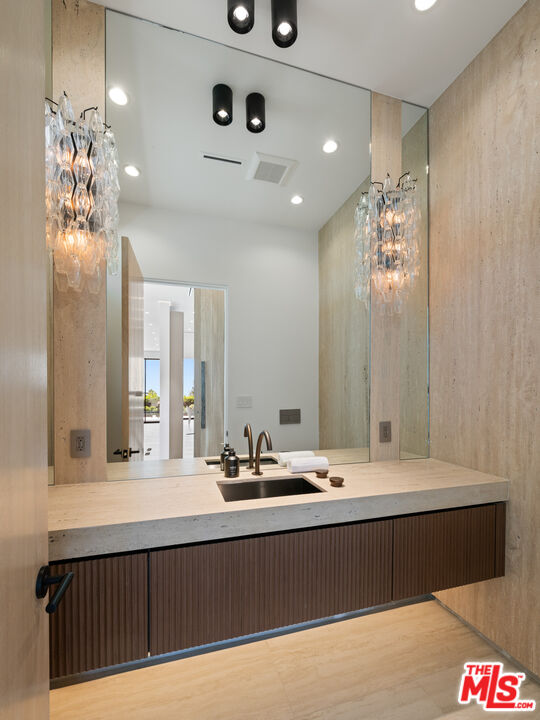 MLS #25554877 image #46