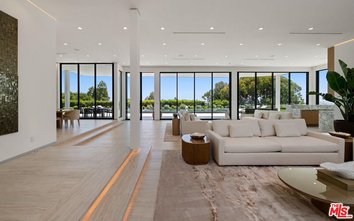 MLS #25554877 image #8