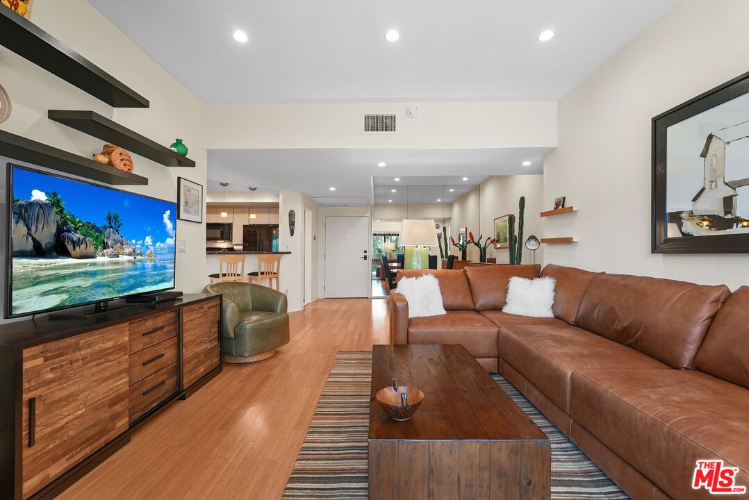 MLS #25554893 image #9