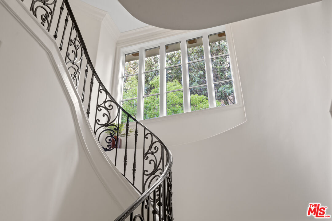 MLS #25554921 image #9