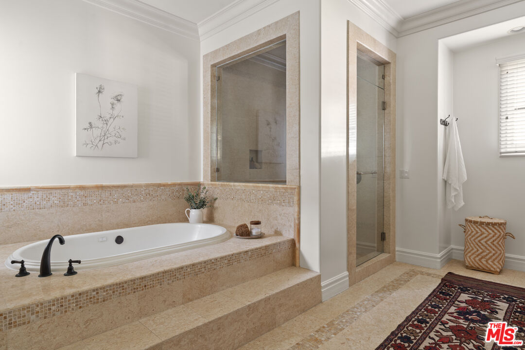 MLS #25554921 image #16