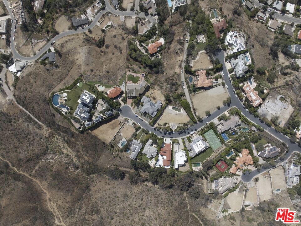 MLS #25555117 image #40