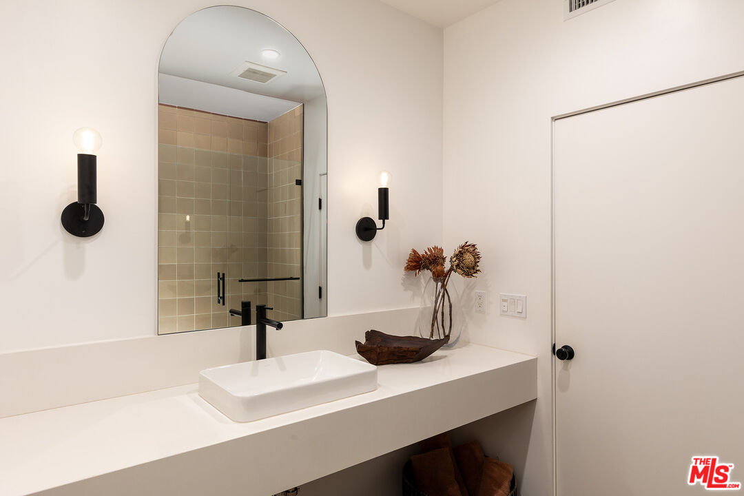 MLS #25555223 image #18