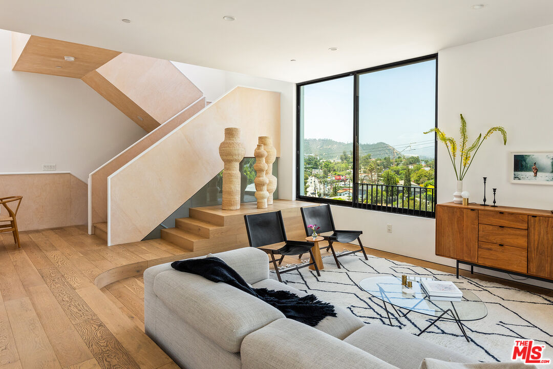 MLS #25555223 image #5