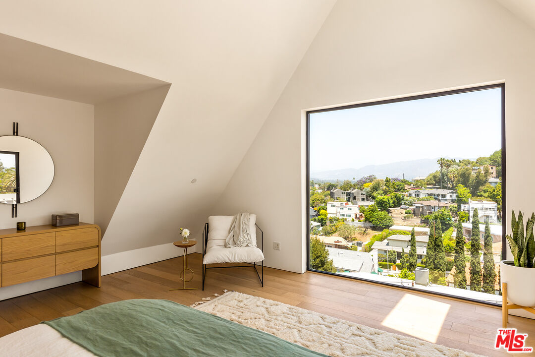 MLS #25555223 image #8