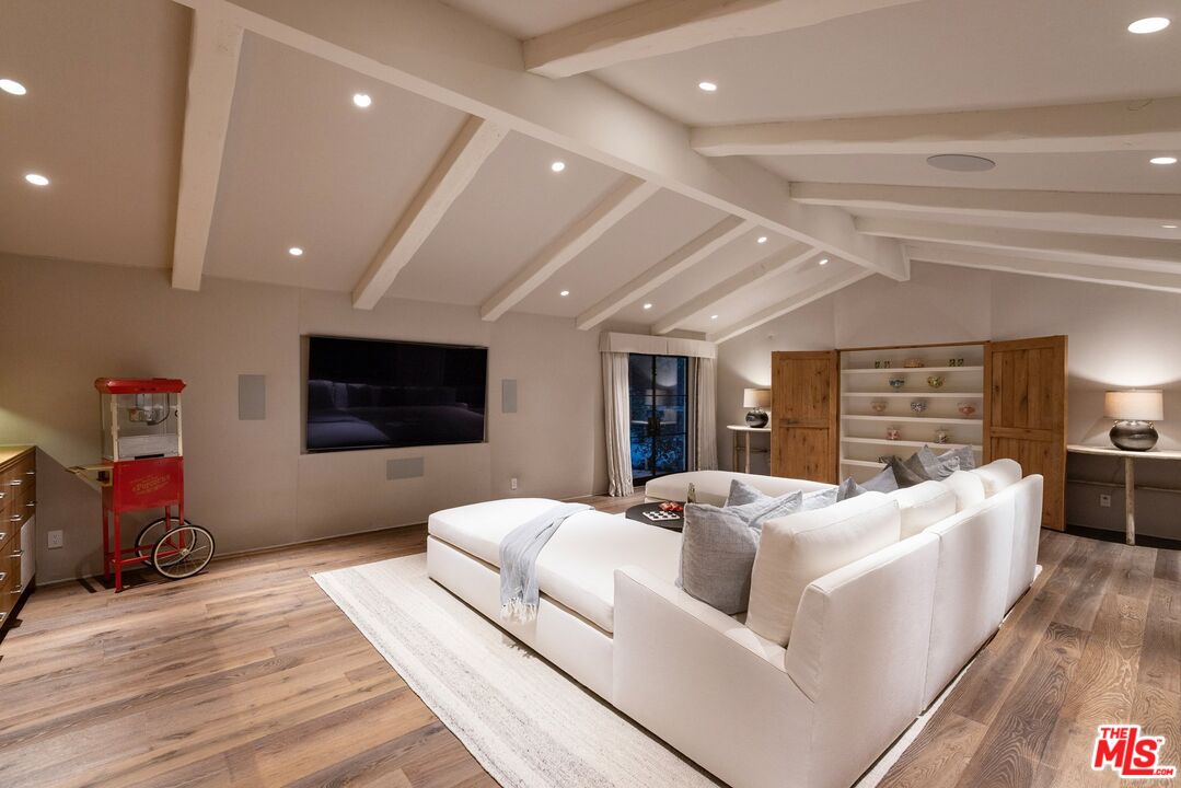 MLS #25555319 image #9