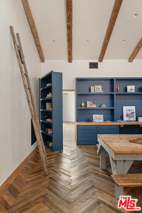 MLS #25555319 image #24