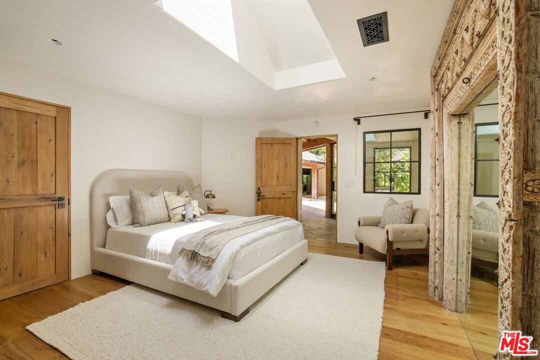 MLS #25555319 image #35