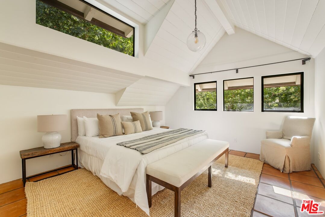 MLS #25555319 image #44