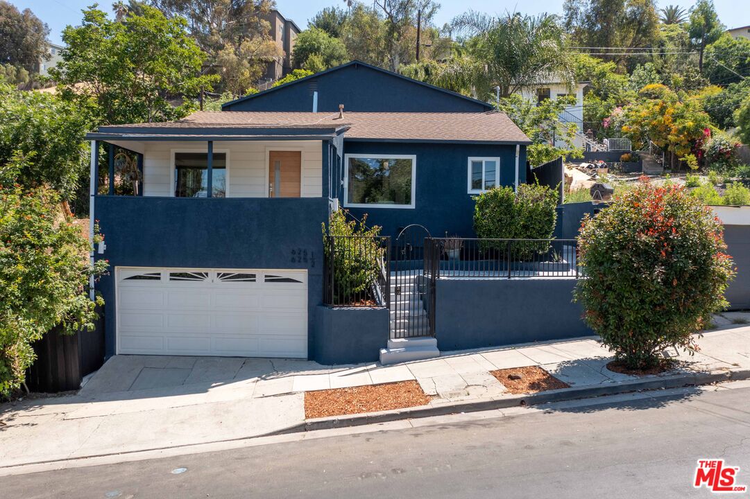 MLS #25555411 image #0