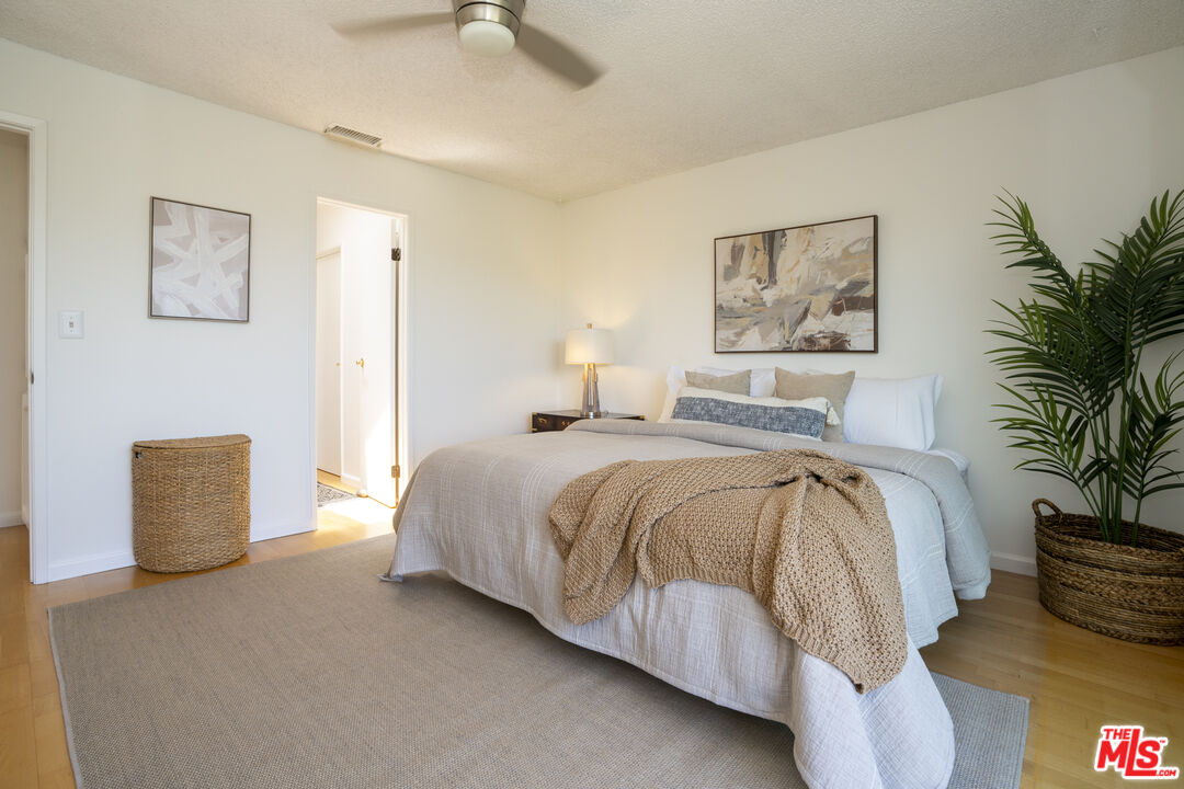 MLS #25555469 image #15