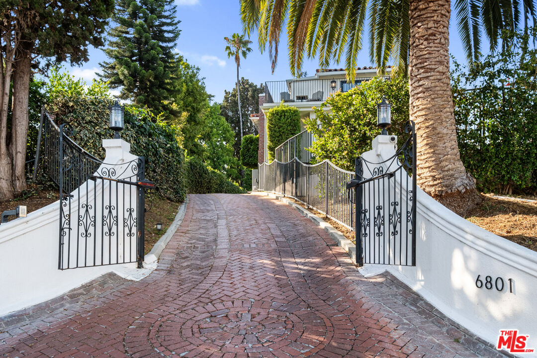 MLS #25555485 image #1