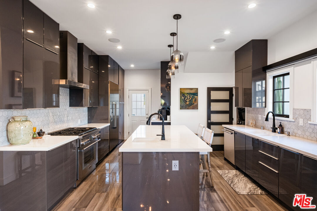 MLS #25555485 image #21