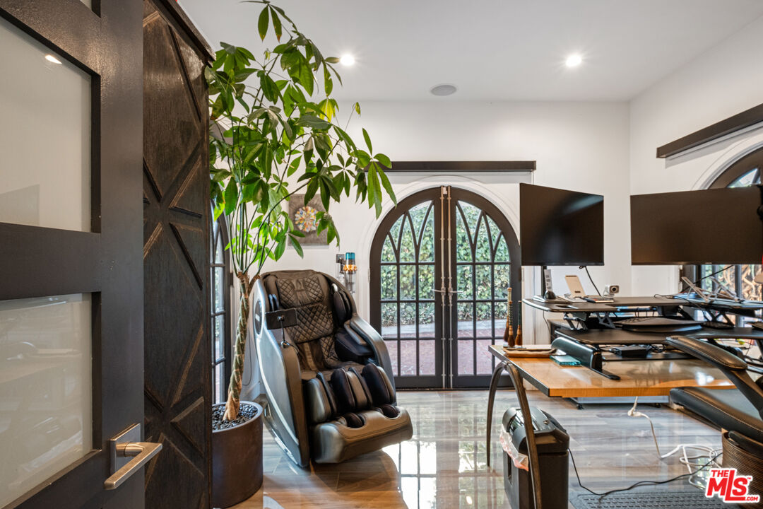 MLS #25555485 image #25