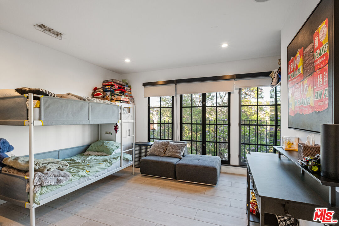 MLS #25555485 image #30