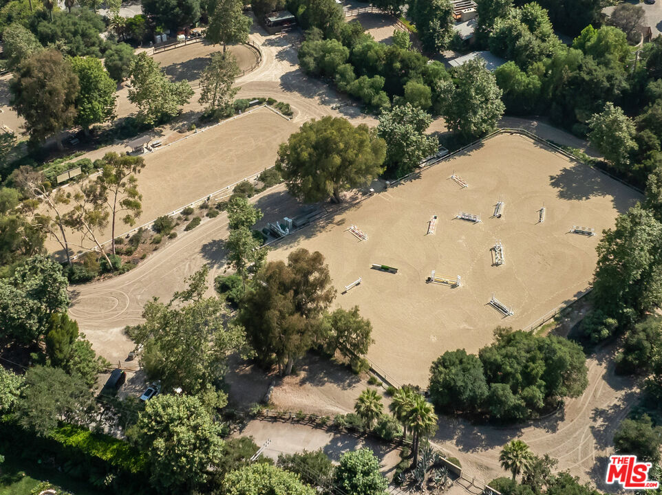 MLS #25555497 image #40